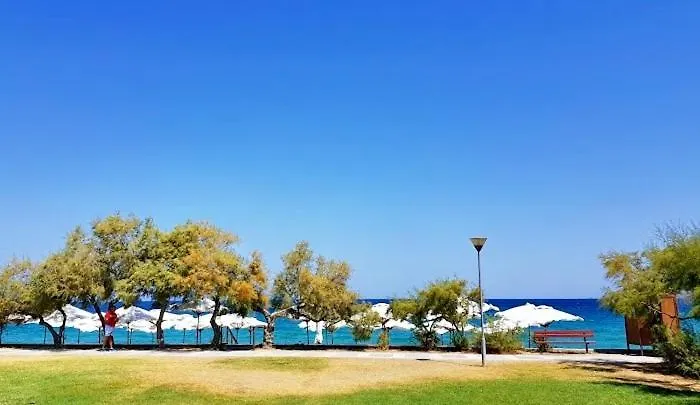 Seaside Christina Apartments Ierissos